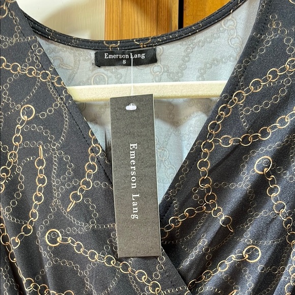 Black V-Neck Fit and Flare Dress with 3/4 Sleeves - Picture 2 of 4